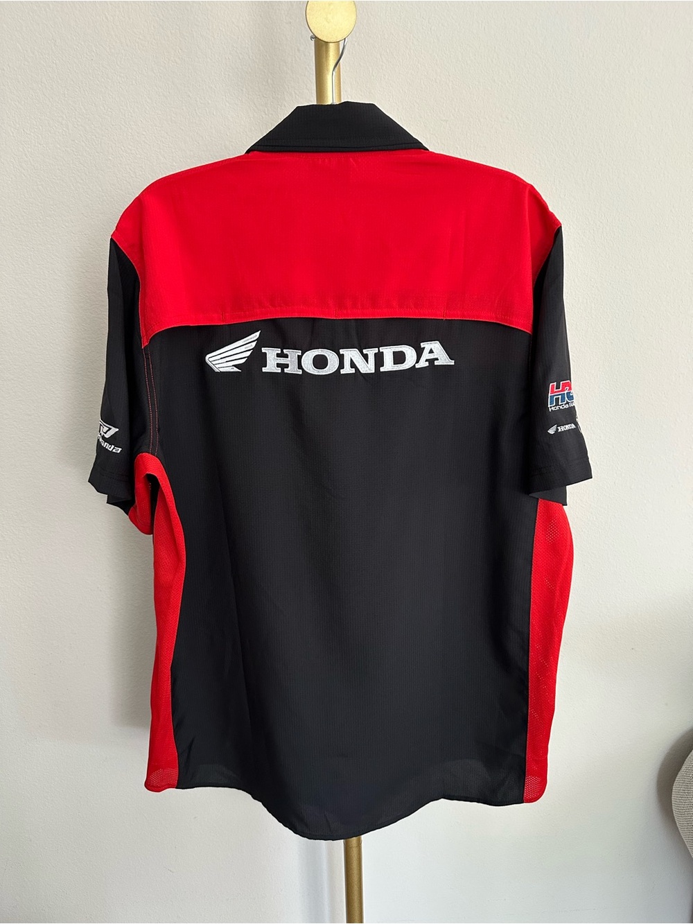 Honda Racing Men’s HRC Pit Crew Shirt - Picture 2 of 6